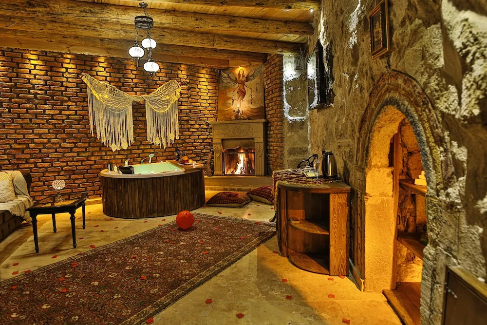 Casia Cave Suites