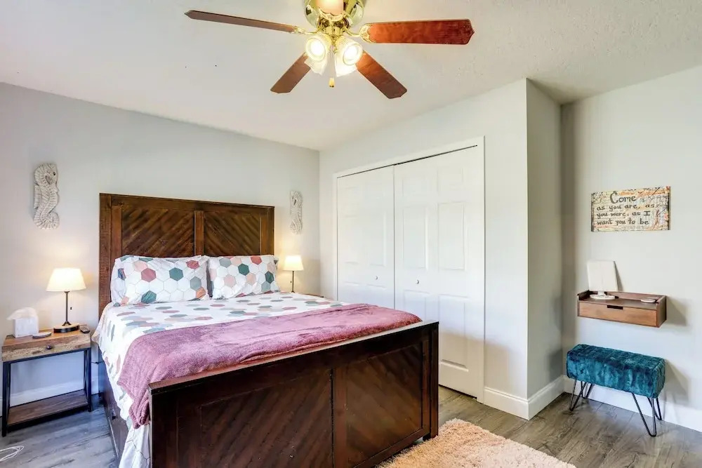 Inviting Jensen Beach Home w/ Screened-in Patio!