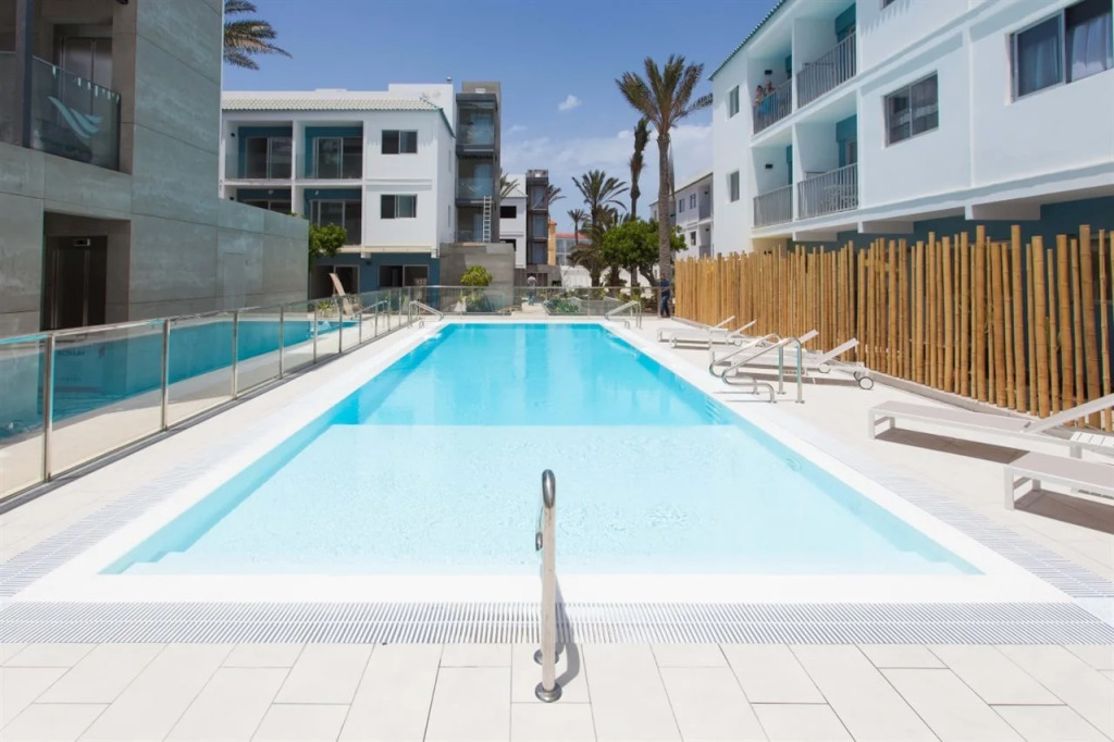 Bristol Sunset Beach - Holiday Apartments