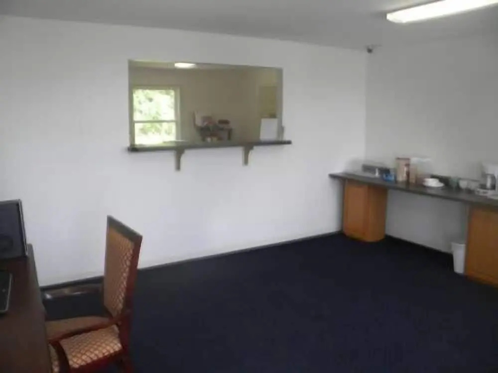 USA Inn and Suites Morgantown