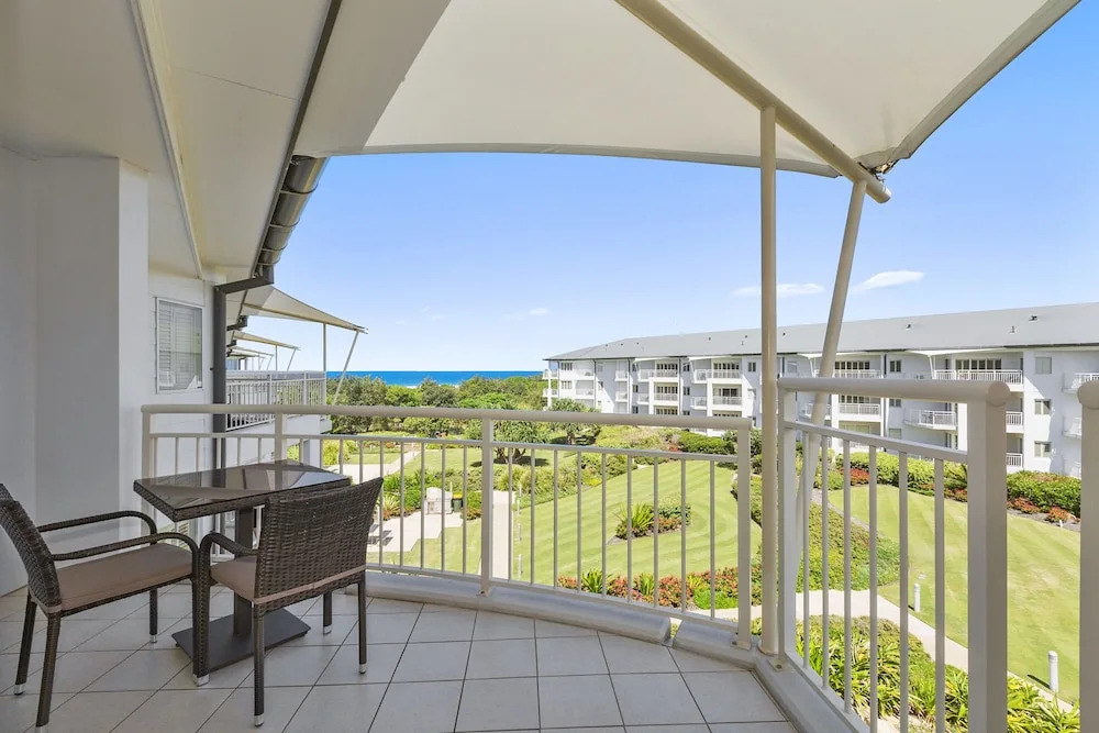 Resort On The Beach 4302