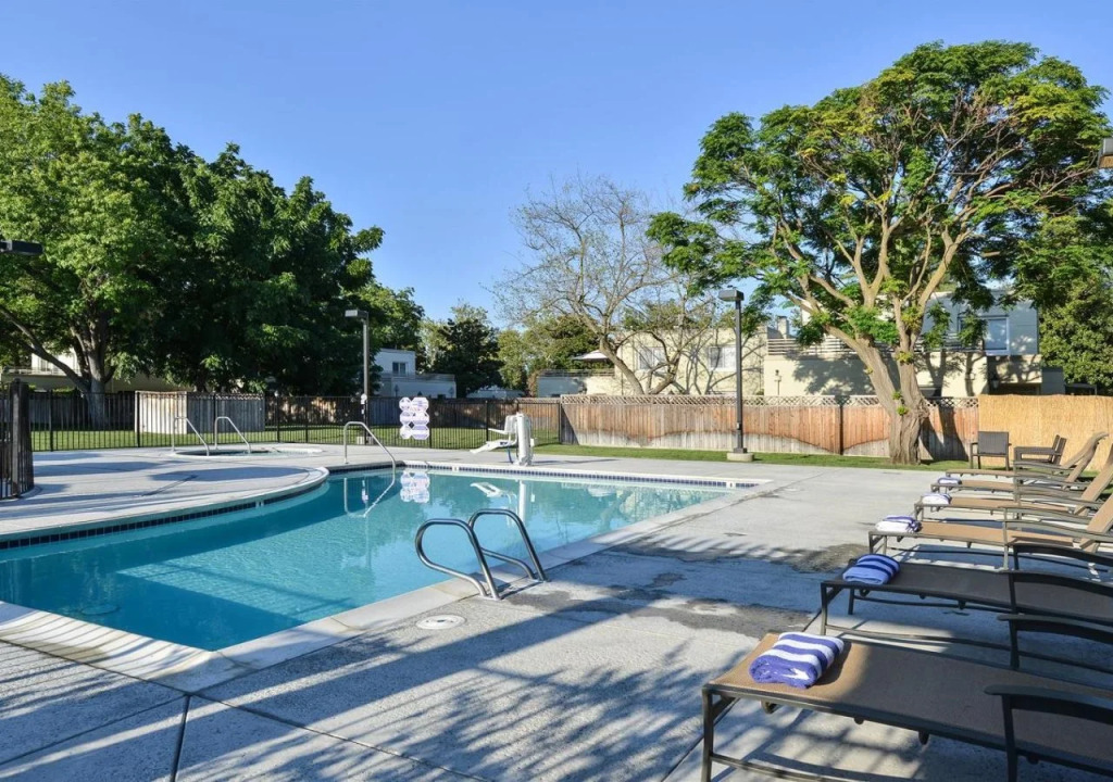 Lions Gate Hotel