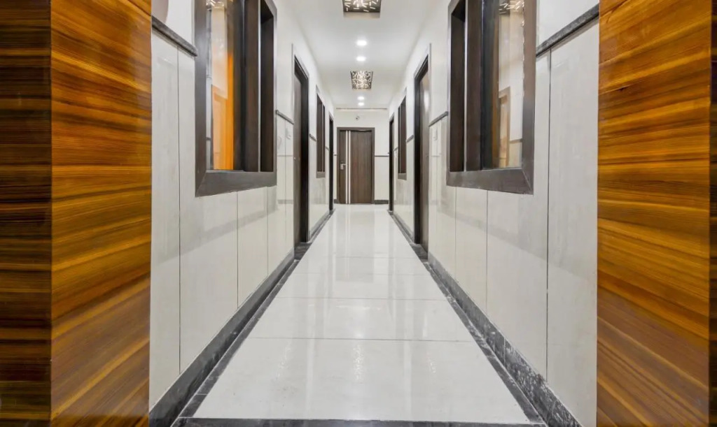 Itsy Hotels K K Residency Staywell