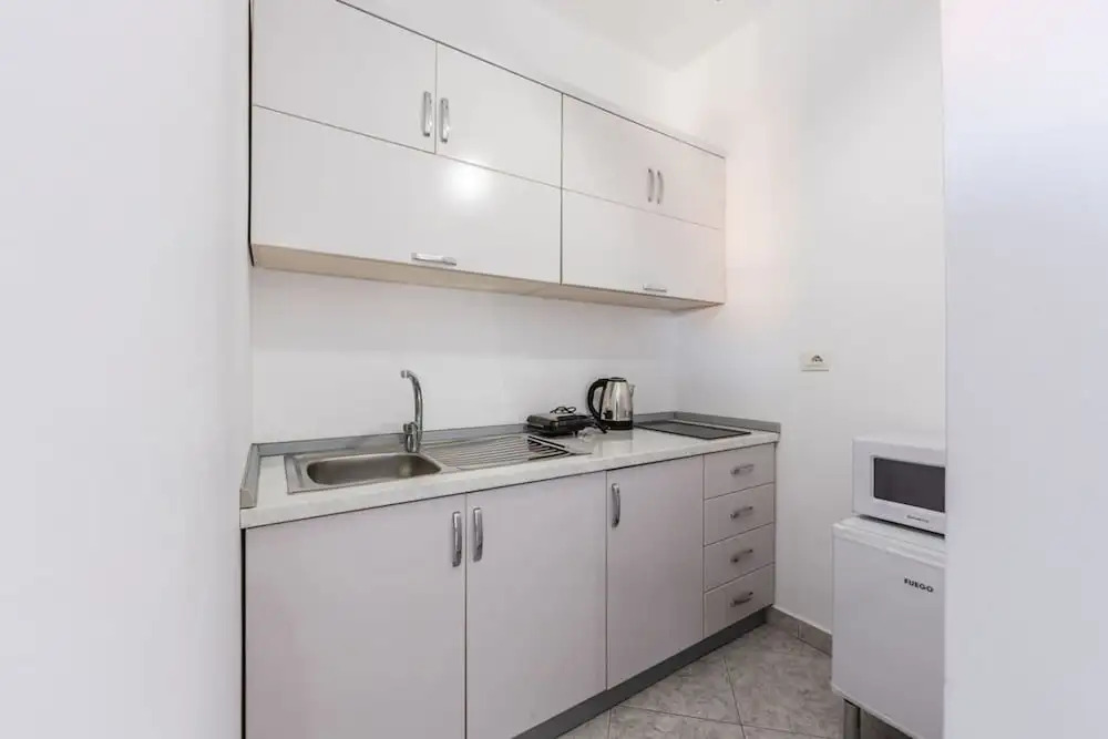 Amazing Studio With Free Parking Golem