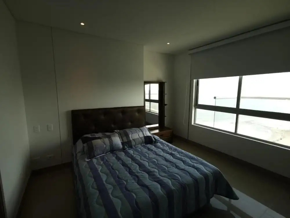 Condo 1705
