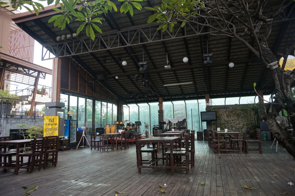 Narakul Resort Hotel