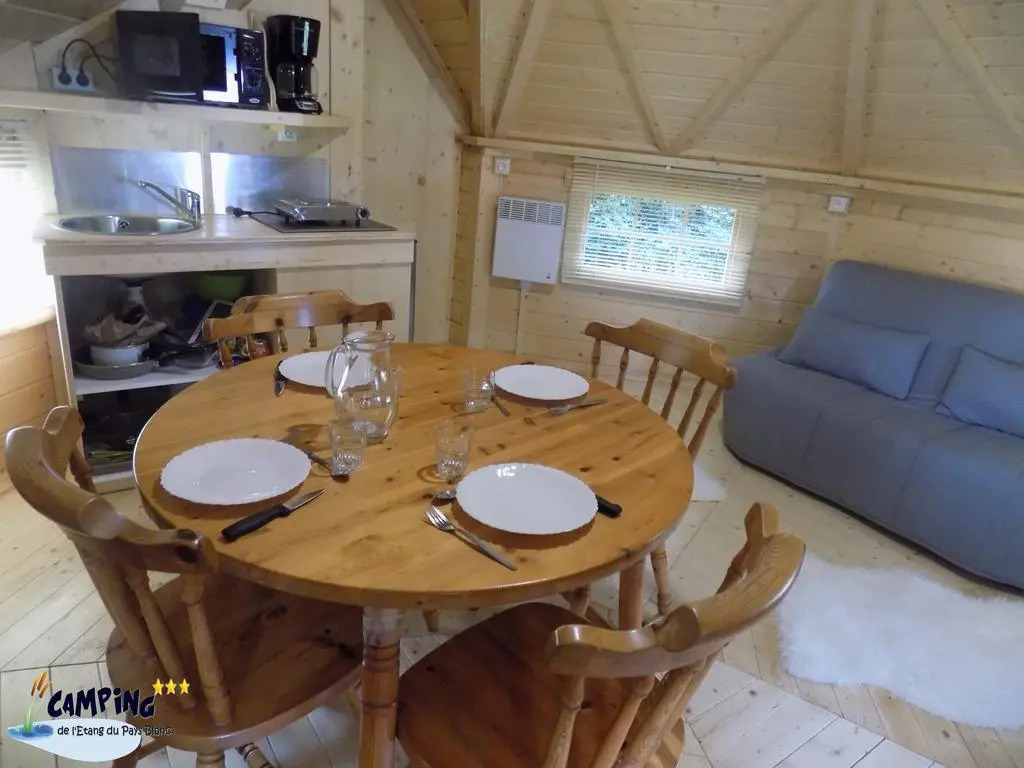 Camping de lEtang du Pays Blanc