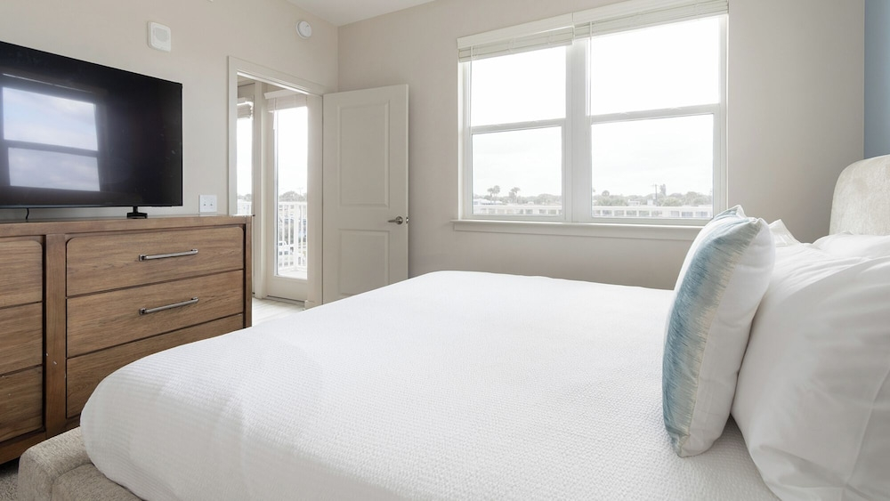 Landing Furnished Apartments - Daytona Beach