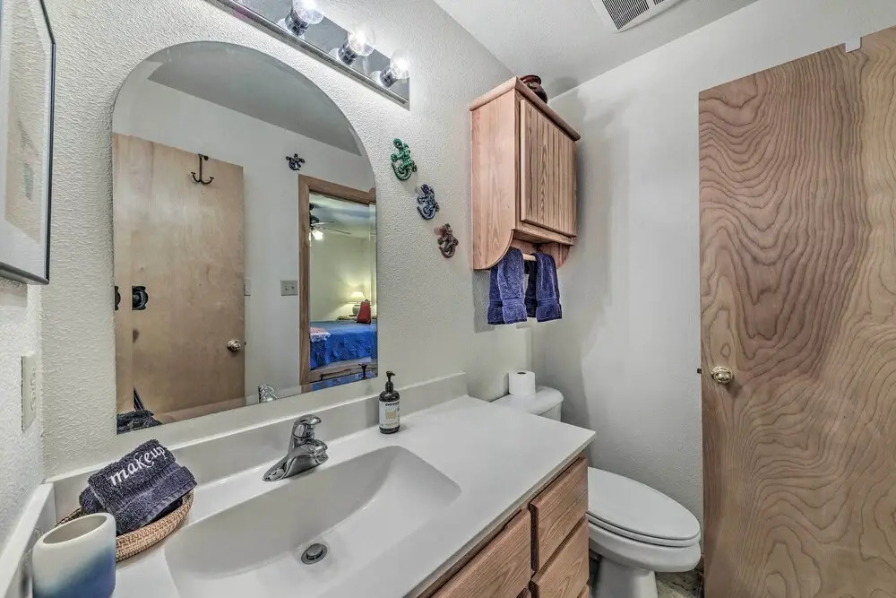 Cloudcroft Cabin w/ Deck < 2 Mi to Downtown!
