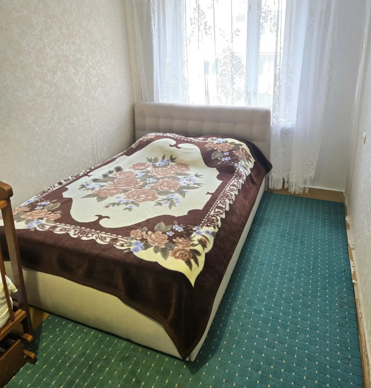 На Бровцева 16
