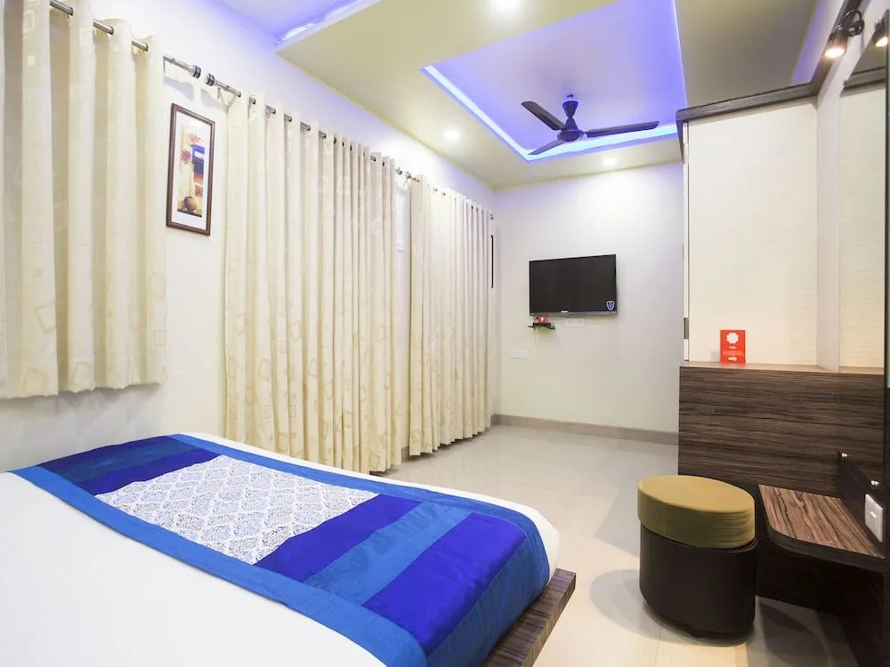 OYO Flagship 10078 Hotel Shriniwas Executive