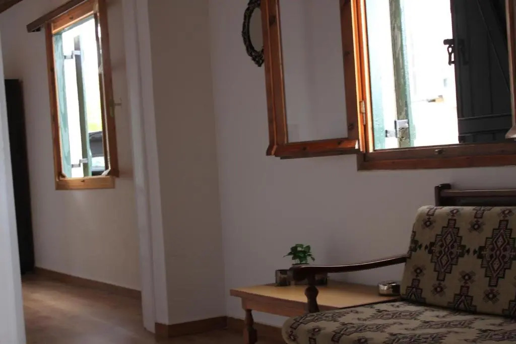 Antonis Traditional House