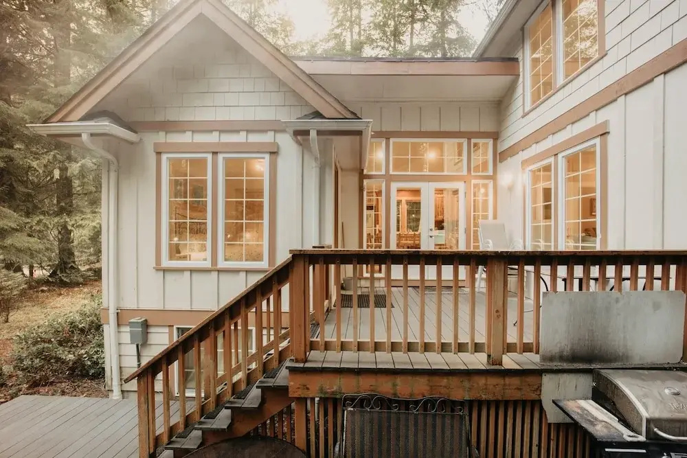 Snowline Cabin #34 - Great English Tudor-style Home With hot Tub! Now With Wifi!