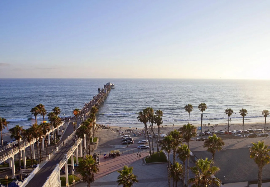 Club Wyndham Oceanside Pier Resort