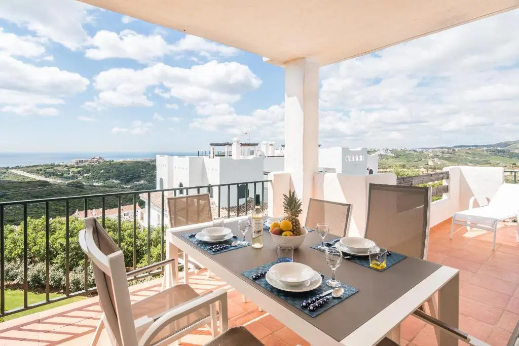 2207-Modern apt with terrace and amazing seaview