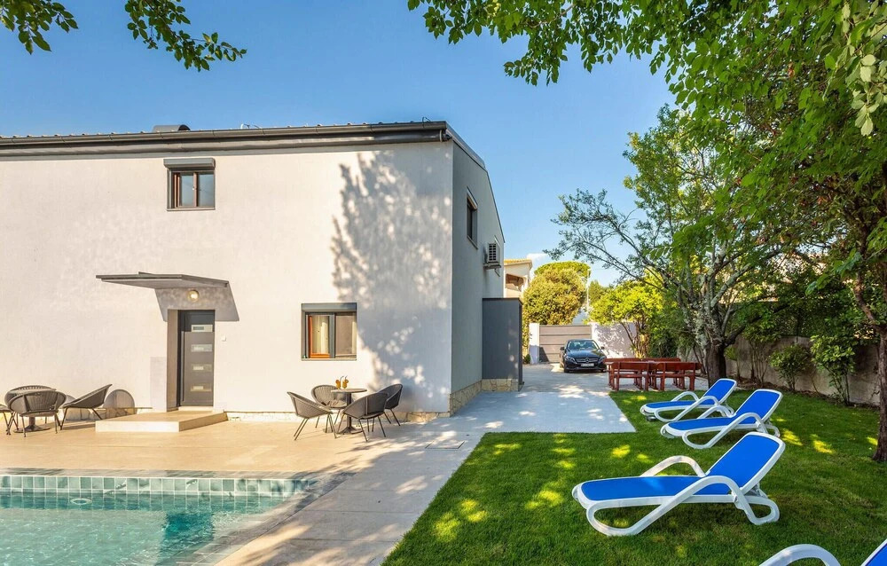 Beautiful Home in Njivice With Outdoor Swimming Pool, Wifi and 5 Bedrooms