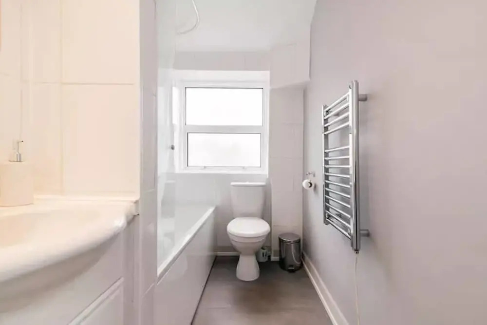 Top Floor Flat With Views in Southwark/borough