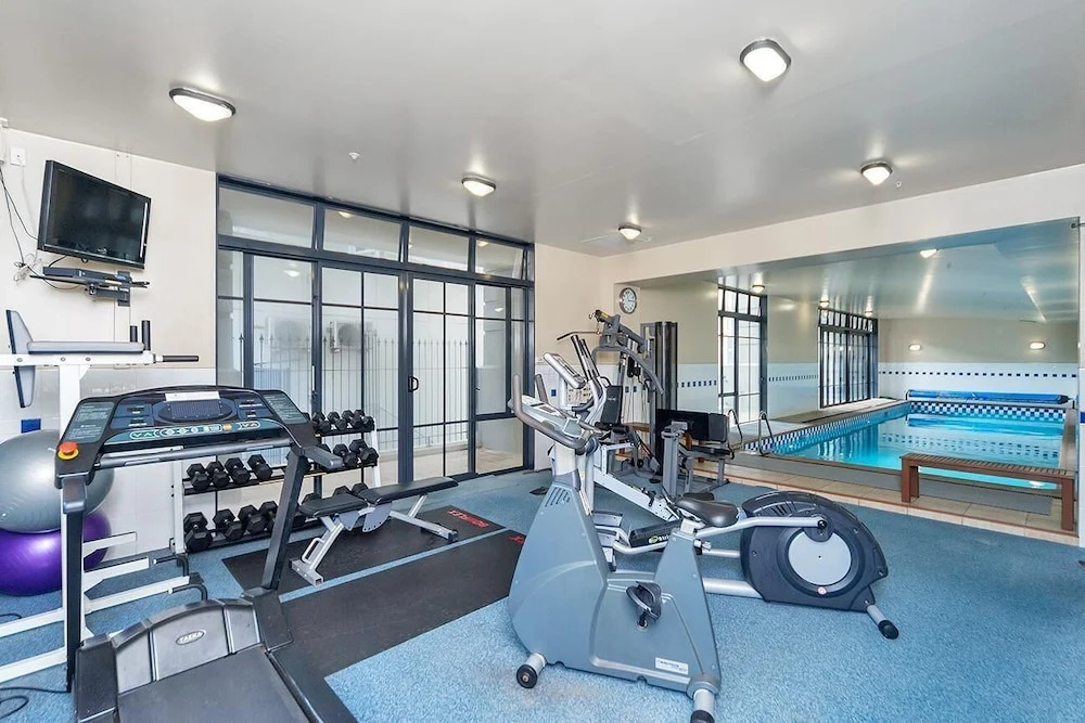 QV Penthouse Apt in the Connaught - 441