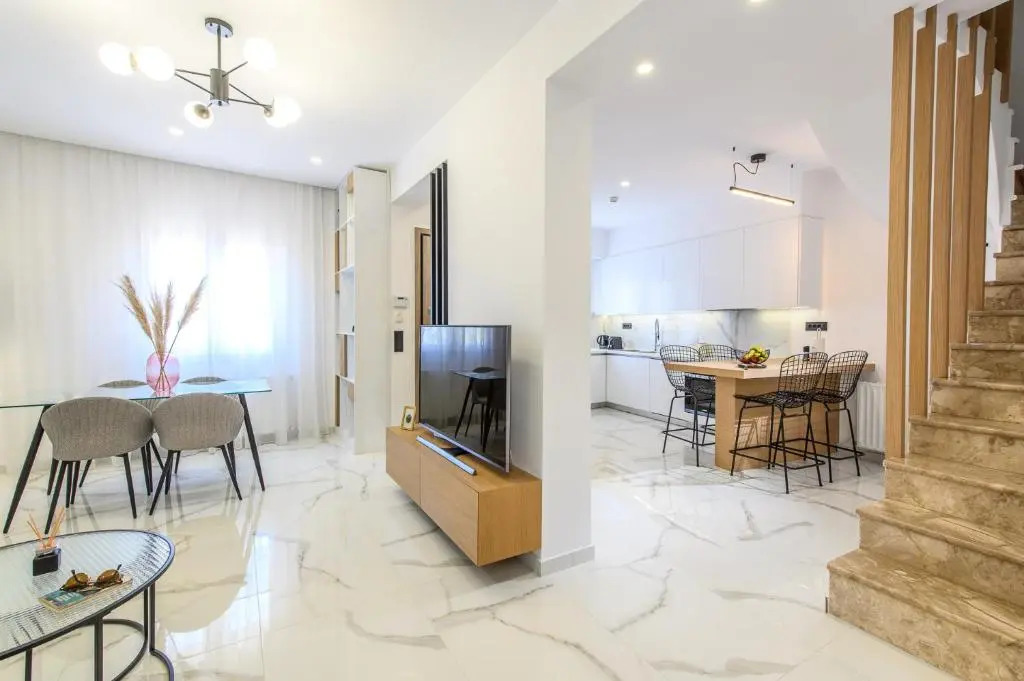 Aikanto residence