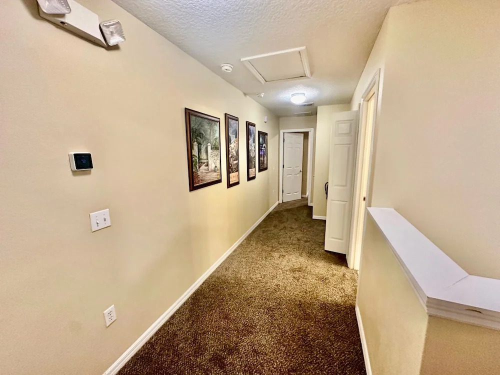 Luxury Compass 3BR Townhouse Near Disney Parks 2