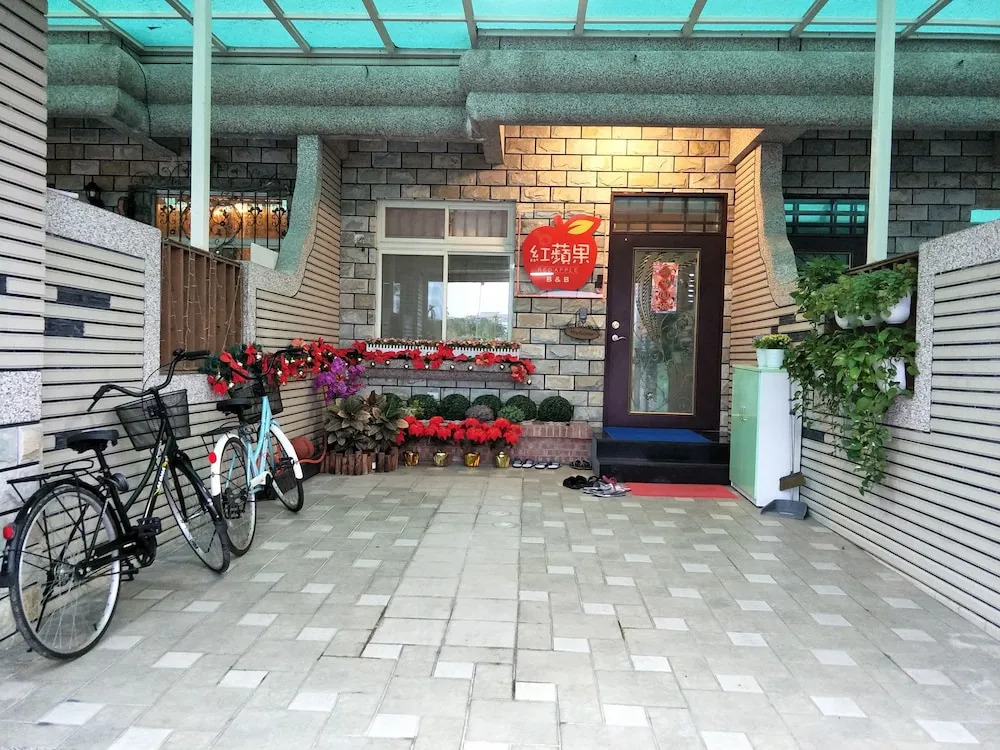 Red Apple B&B