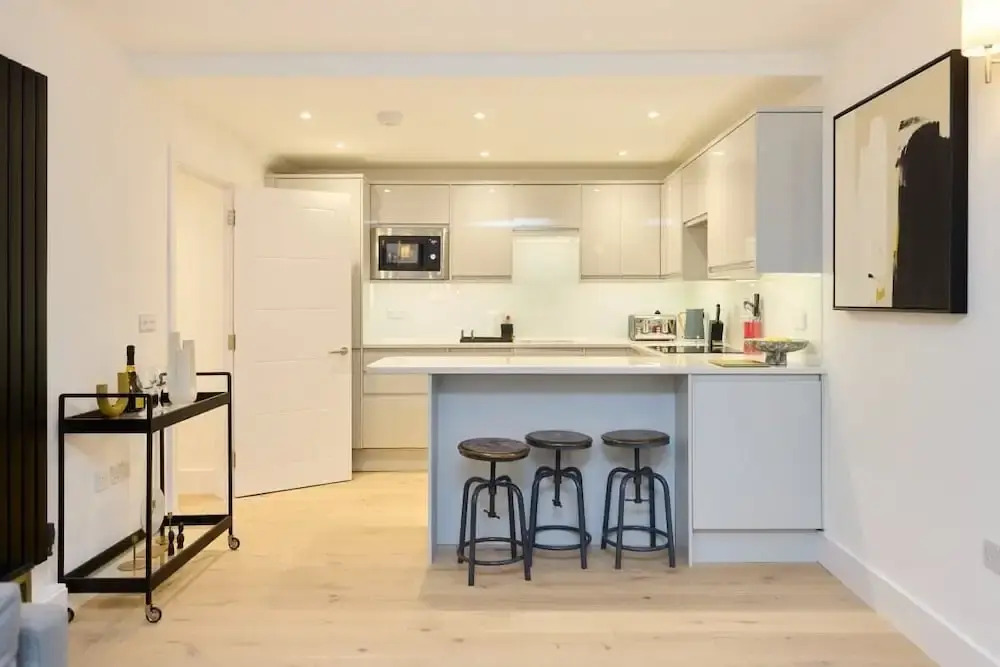 The Melbray Gem - 2bdr Apartment With Courtyard