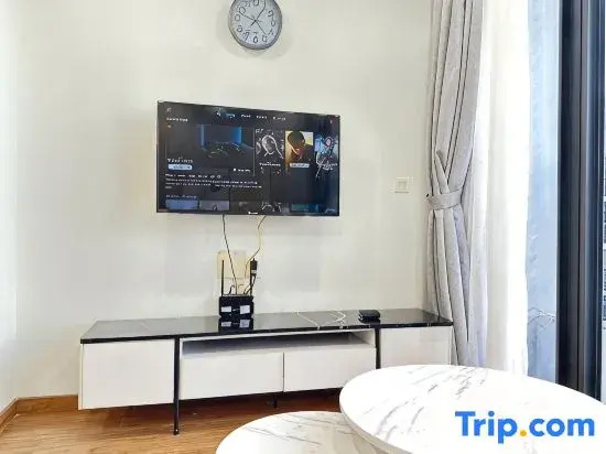 Triostay Eco Green Apartment - Premium Residence