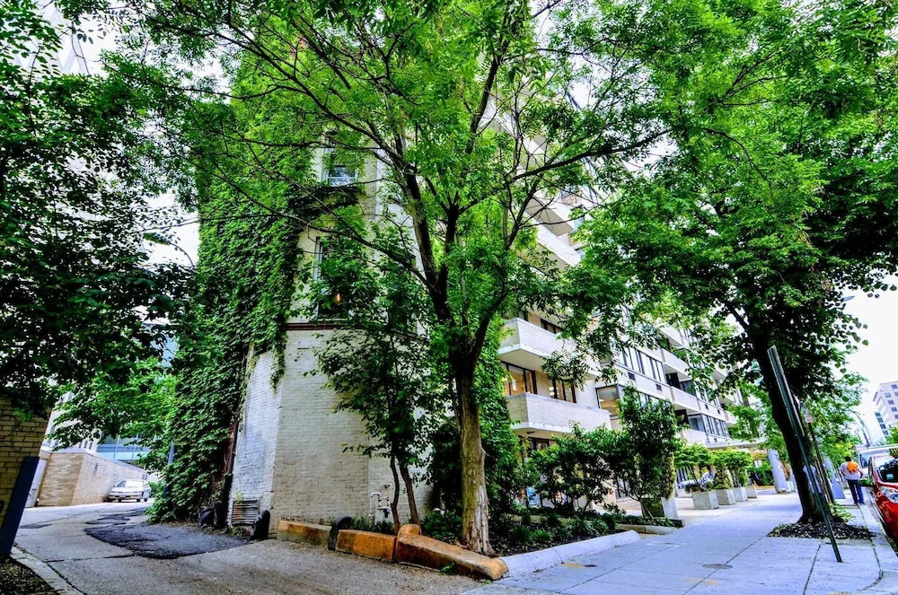 1331 Northwest Apartment #1065 - 1 Br Apts