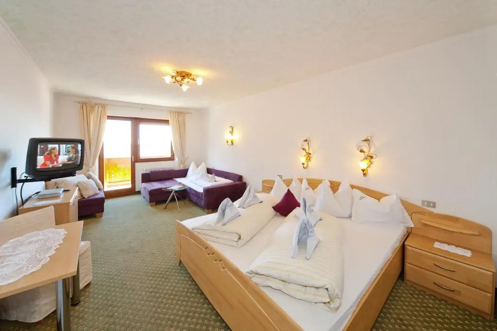 Hotel Gstatsch