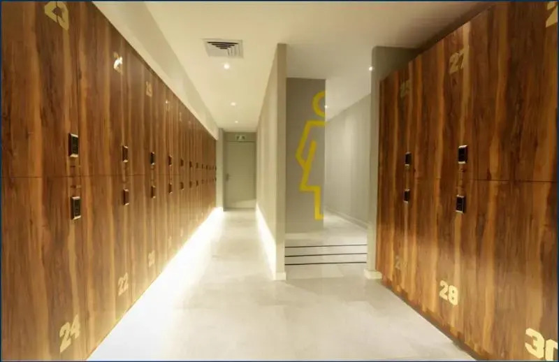 The Yellow Capsule Cancún
