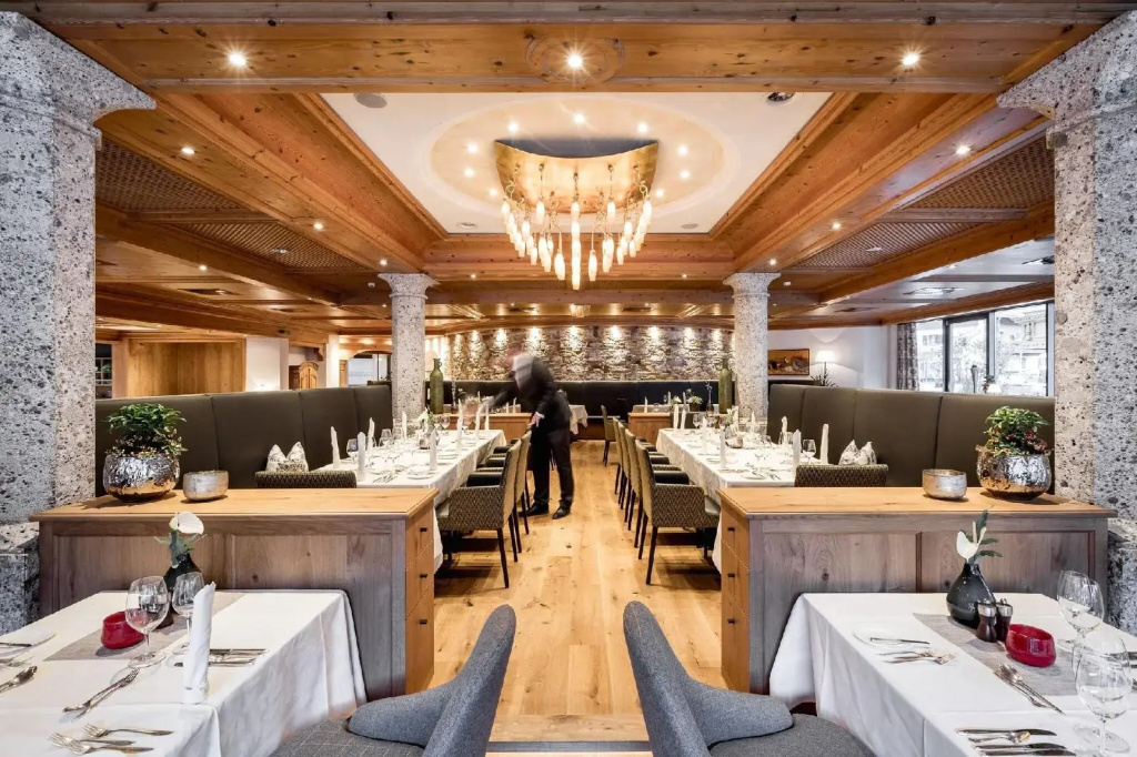 Das Central   Alpine . Luxury . Life