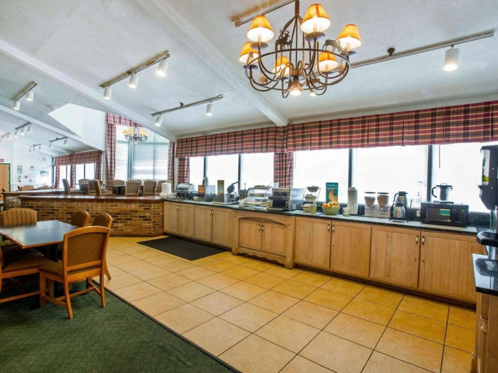Cambria Hotel Lake Placid - Lakeside Resort