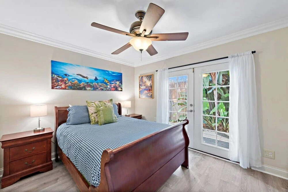 Costa Mesa Bungalows by ELVR