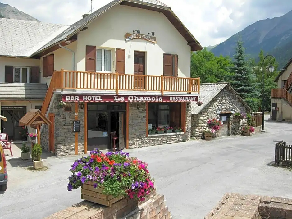 HOTEL LE CHAMOIS