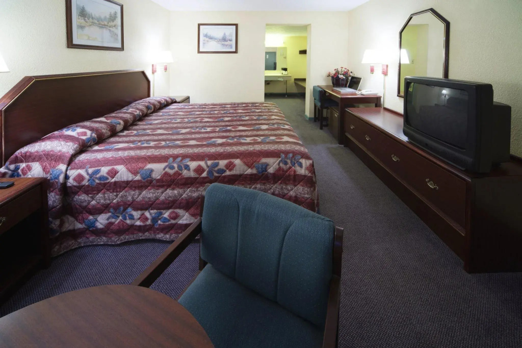ANS INN & SUITES