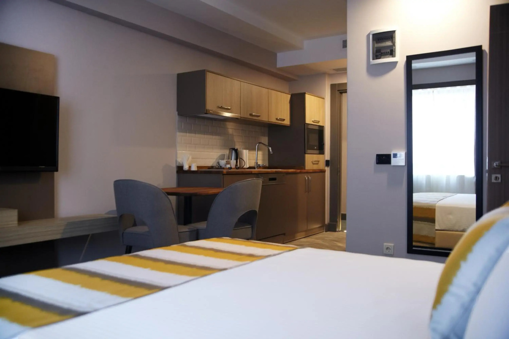 Tophane Suites