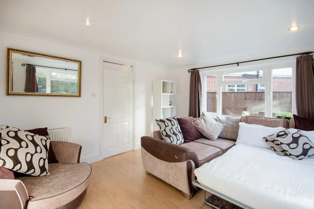 Sulston Lodge 3-Bedroom House