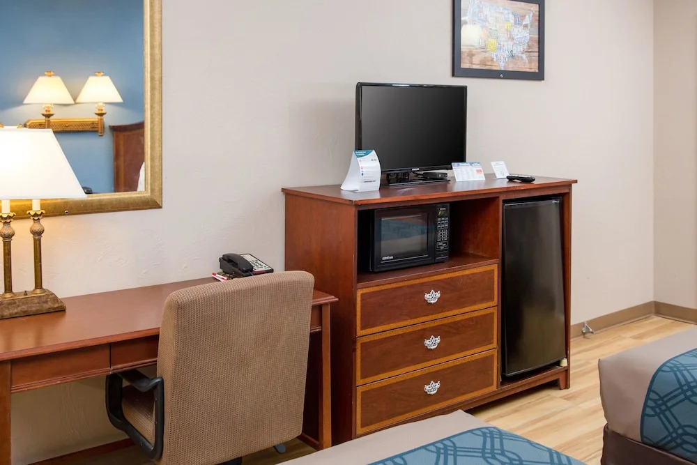 Econo Lodge Sturbridge Route 20