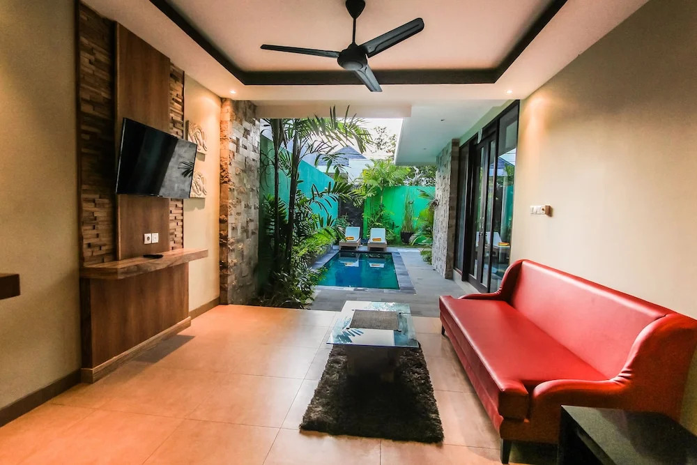 Giri Ungasan Villa