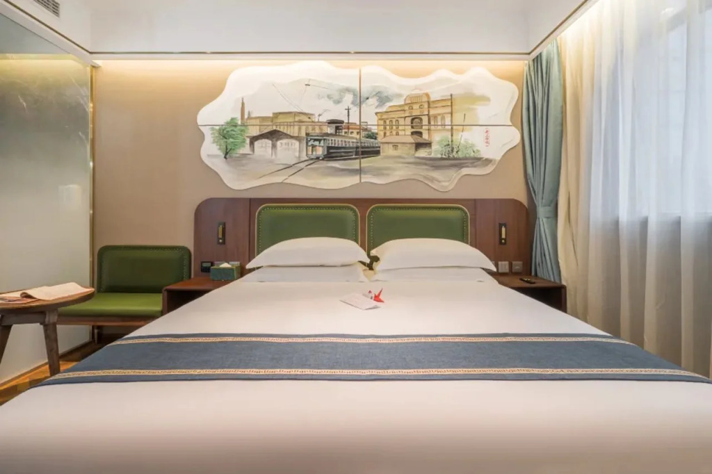 Nostalgia Hotel (Shanghai Fudan University Wujiaochang Metro Station）