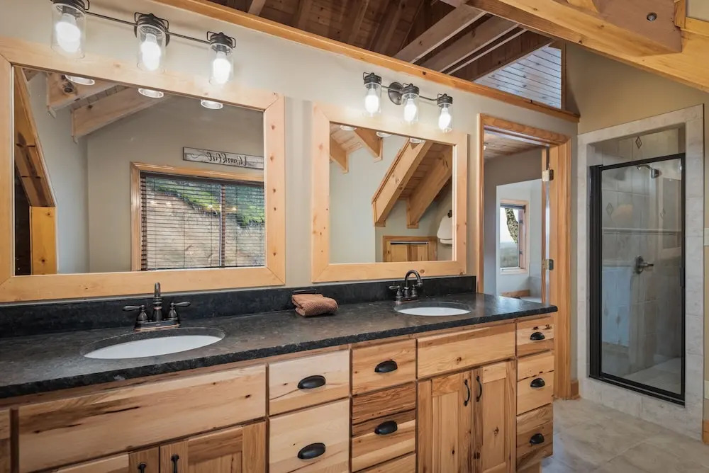 Tanglewood Mountain Lodge 8 Bedrooms 5 Bathrooms Home