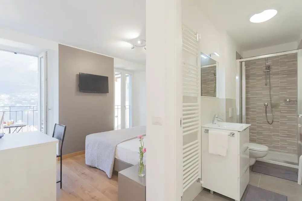 Pozzo Vertical Apartment With Garden and Parking by Rent all Como