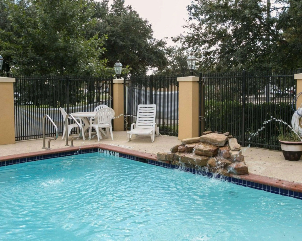 Sleep Inn & Suites Hwy 290-NW Freeway