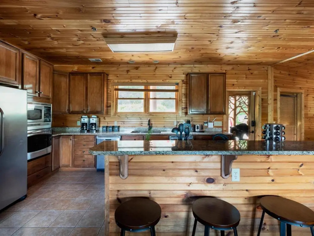 Hickory Ridge by Avantstay Sleeps 20! Incredible Private Elevated Cabin
