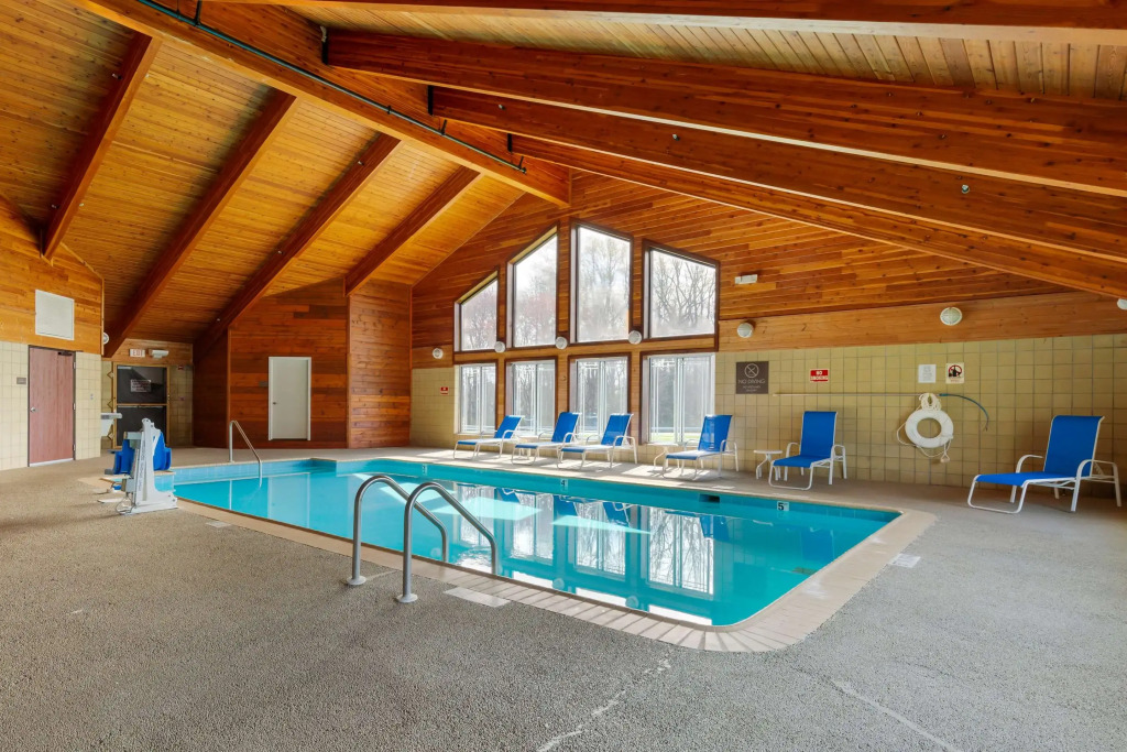 Comfort Inn & Suites Milford