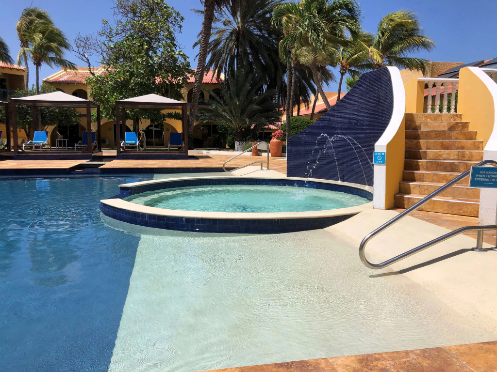 Divi Flamingo Beach Resort