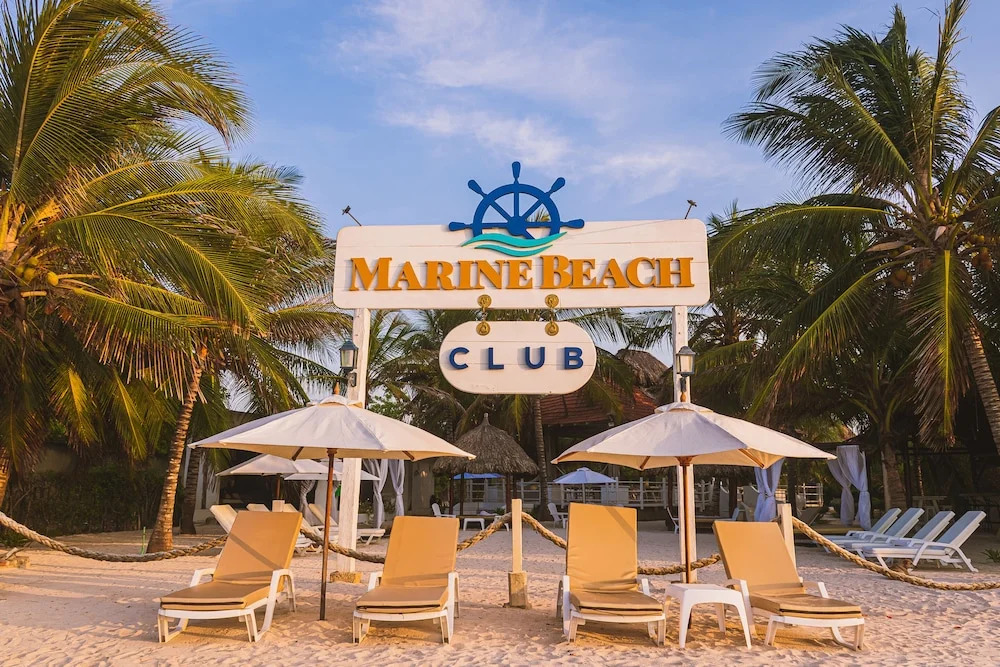 Marine Beach Club & Hotel By Tequendama