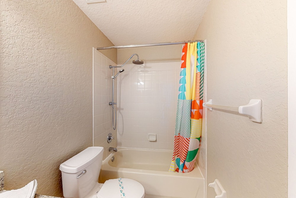Sunny Oasis Townhouse in Davenport With Resort Amenities, Near Disney
