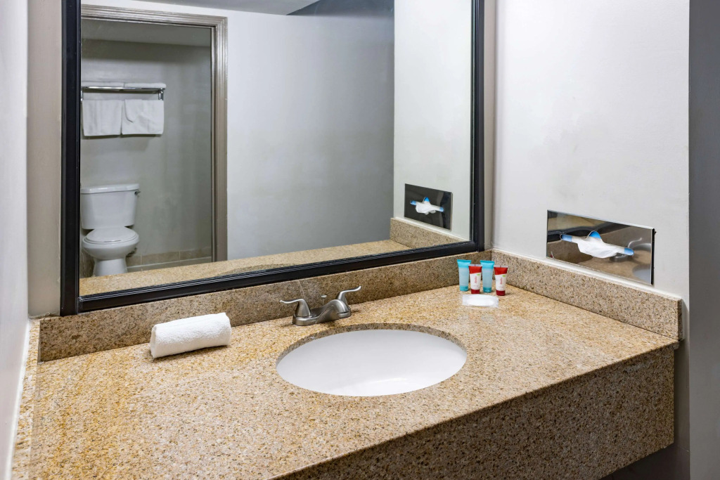 Days Inn by Wyndham Hartsfield Jackson Atlanta Airport West