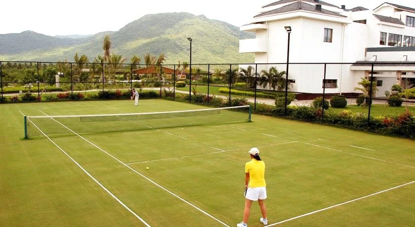 Yalong Bay Golf Club